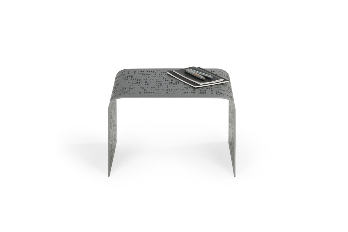 Điểm nesting table - Medium