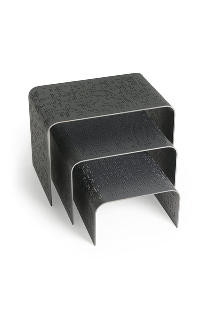 Điểm nesting table - Medium